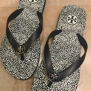 Tory Burch Logo Flip Flops